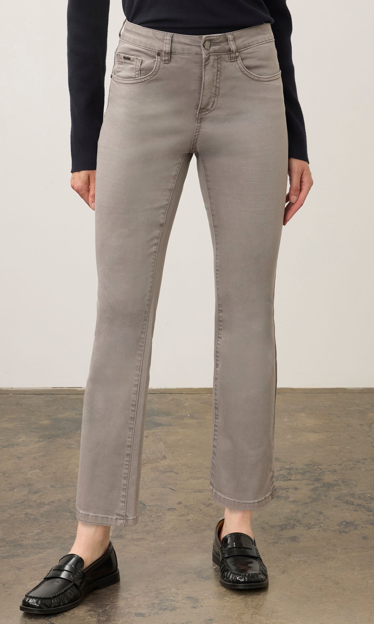 Classic Straight Crop Jean