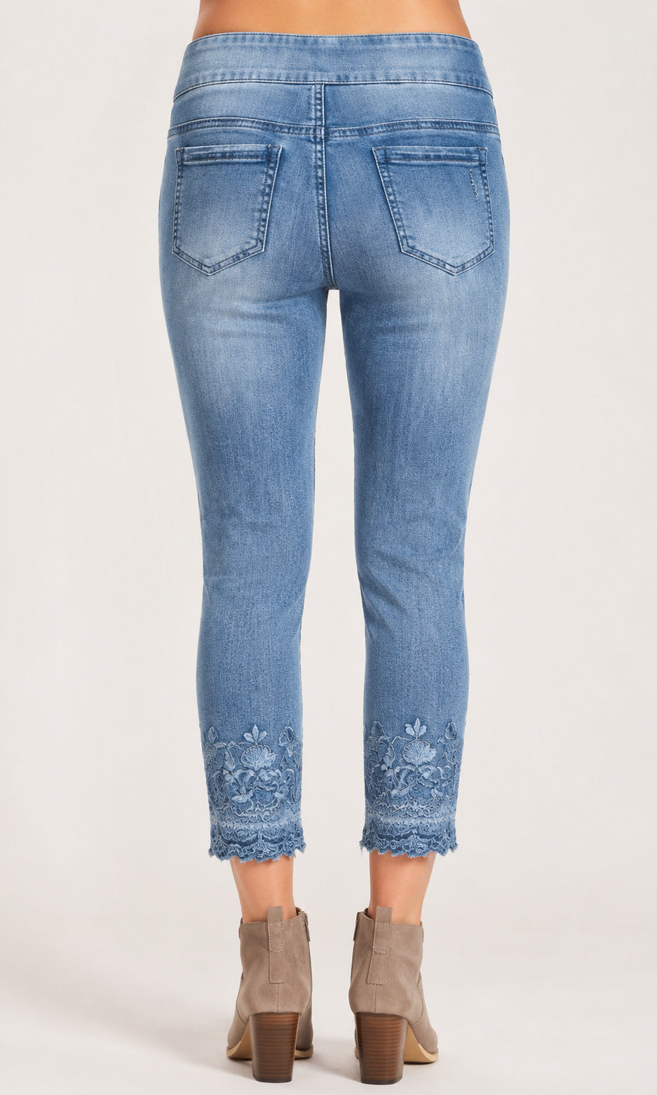 Floral Lace Hem Pull-On Crop Jean