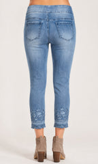 Floral Lace Hem Pull-On Crop Jean