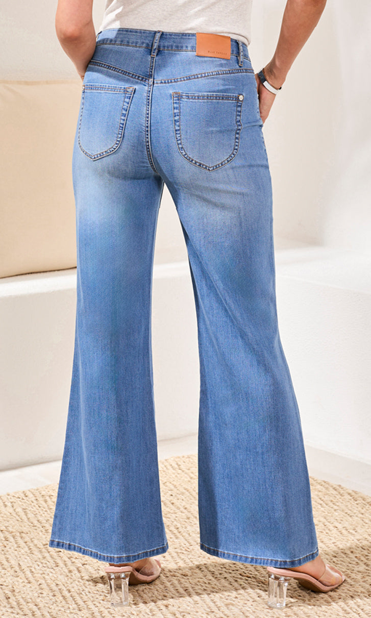 Light Wash High-Rise Flare Leg Jeans